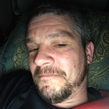 Robhuxley70 from Bellevue | Man | 44 years old | Cancer