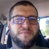 Peryerrobert3O from West Chazy | Man | 34 years old | Cancer