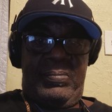 Eyesjay63Nx from Miami Gardens | Man | 56 years old | Libra