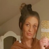 Beckystimson12 from Belleville | Woman | 35 years old | Aquarius